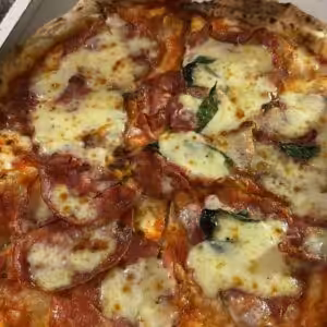 Pizza Calabrese (scharf) - Ø32cm